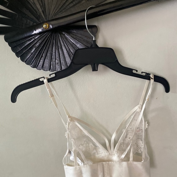 Sirens white bralette - Picture 2 of 4